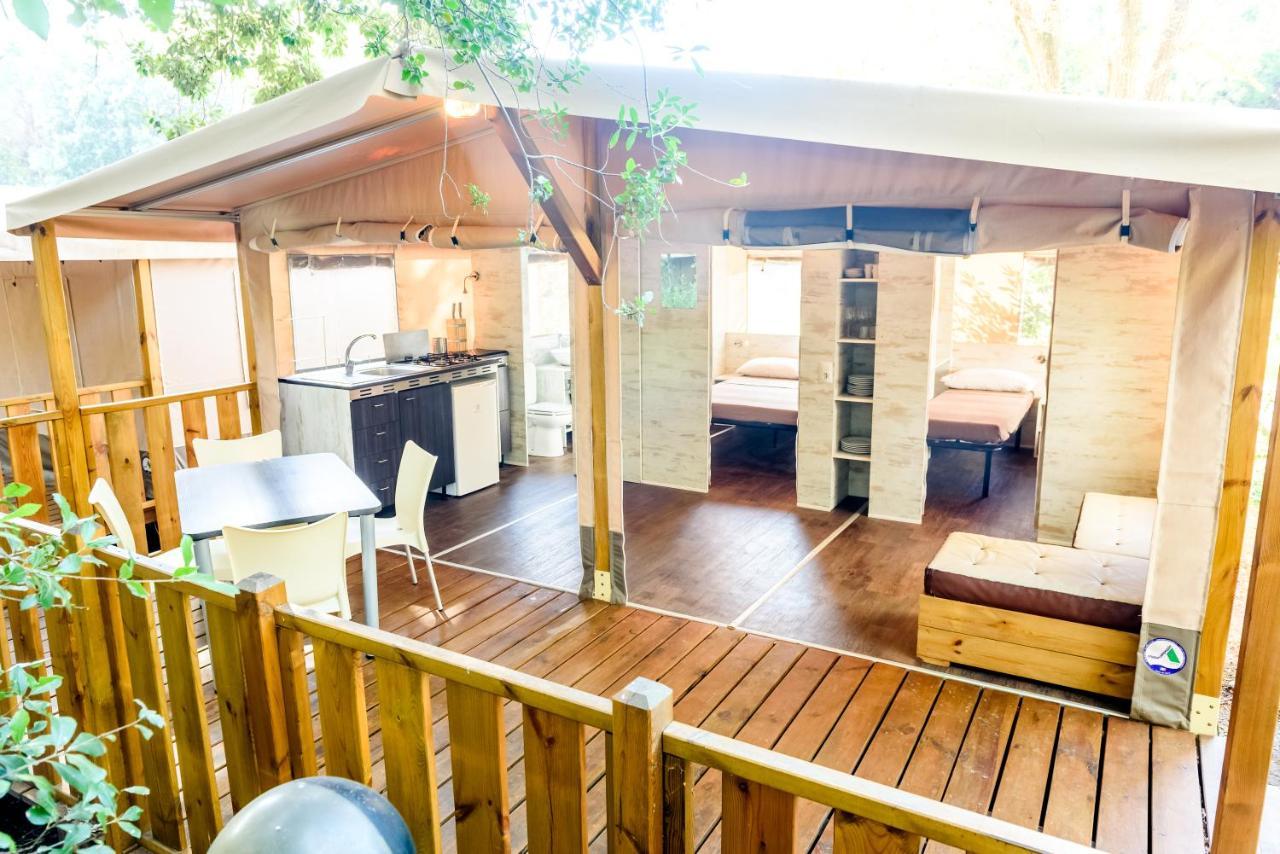Camping Maremma Sans Souci カスティリオーネ・デッラ・ペスカーイア エクステリア 写真