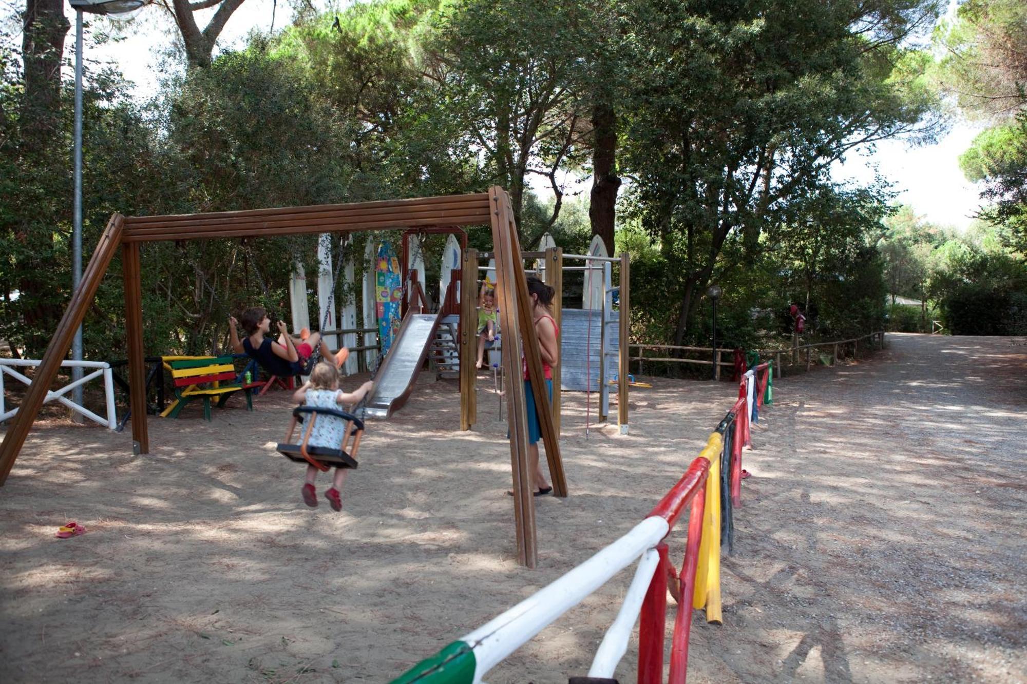 Camping Maremma Sans Souci カスティリオーネ・デッラ・ペスカーイア エクステリア 写真